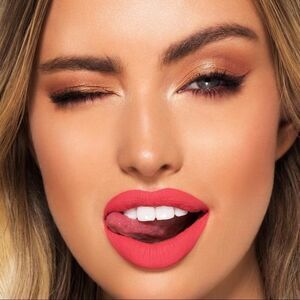 ✨4xHP✨Baby Girl Matte Lipstick✨